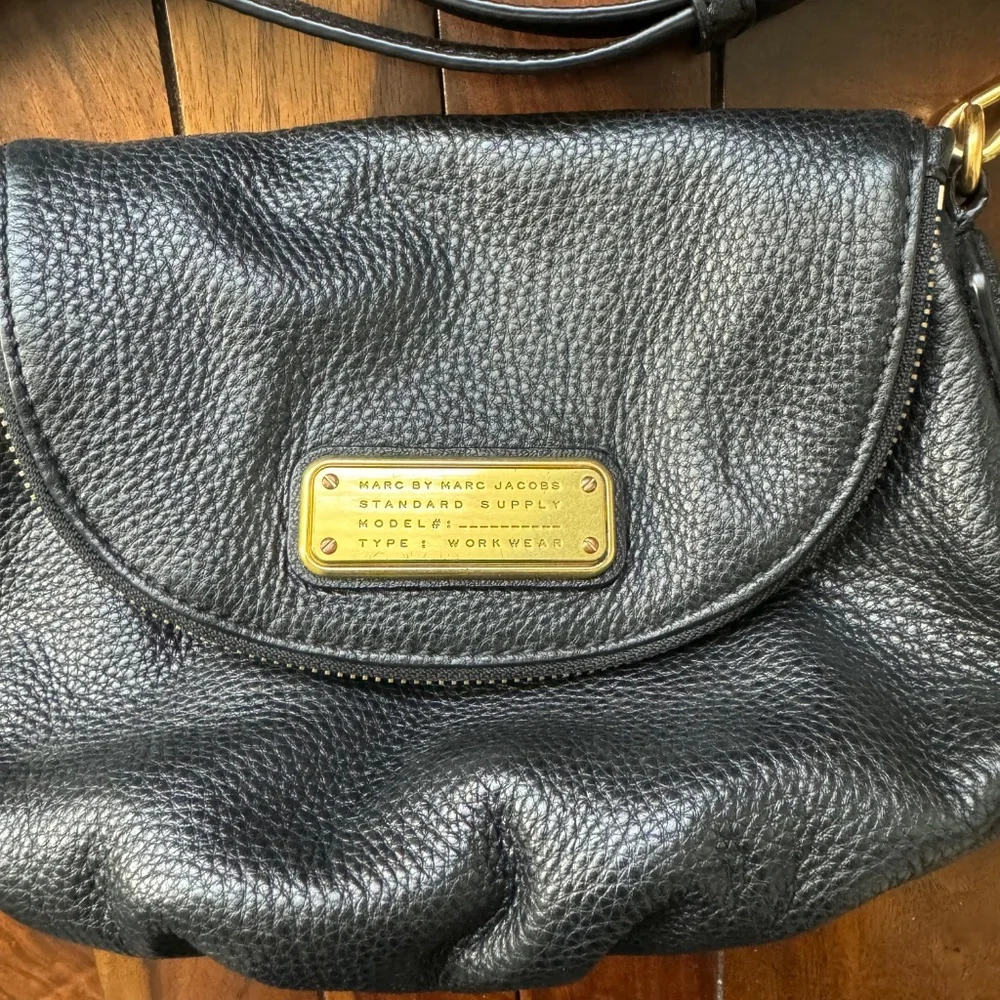 Marc Jacobs Natasha Mini Q Crossbody Black - Picture 2 of 12